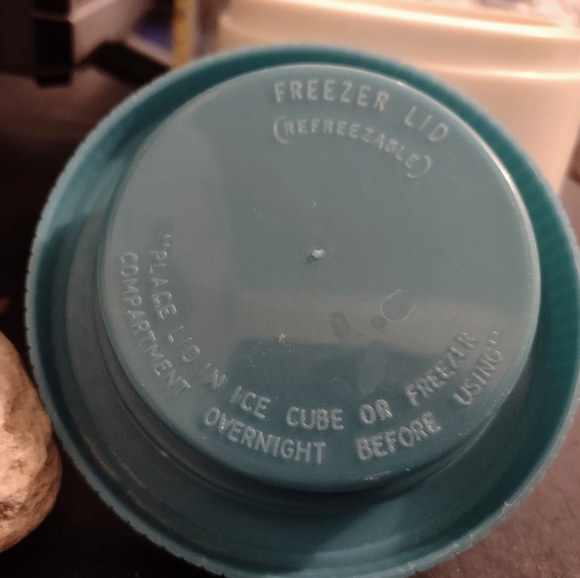 Vintage Turquoise & White 6oz Aladdin Thermos - Picture 10 of 11